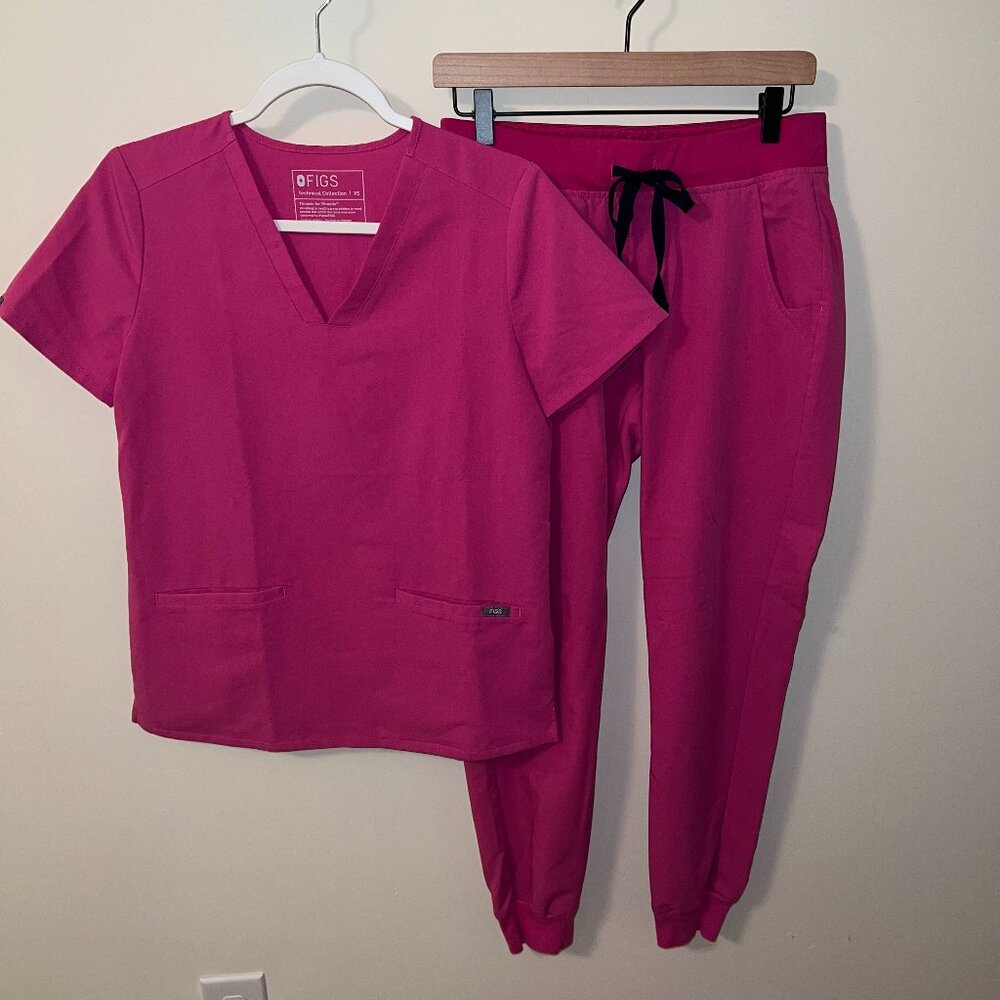 FIGS Scrub Set - Electric Orchid